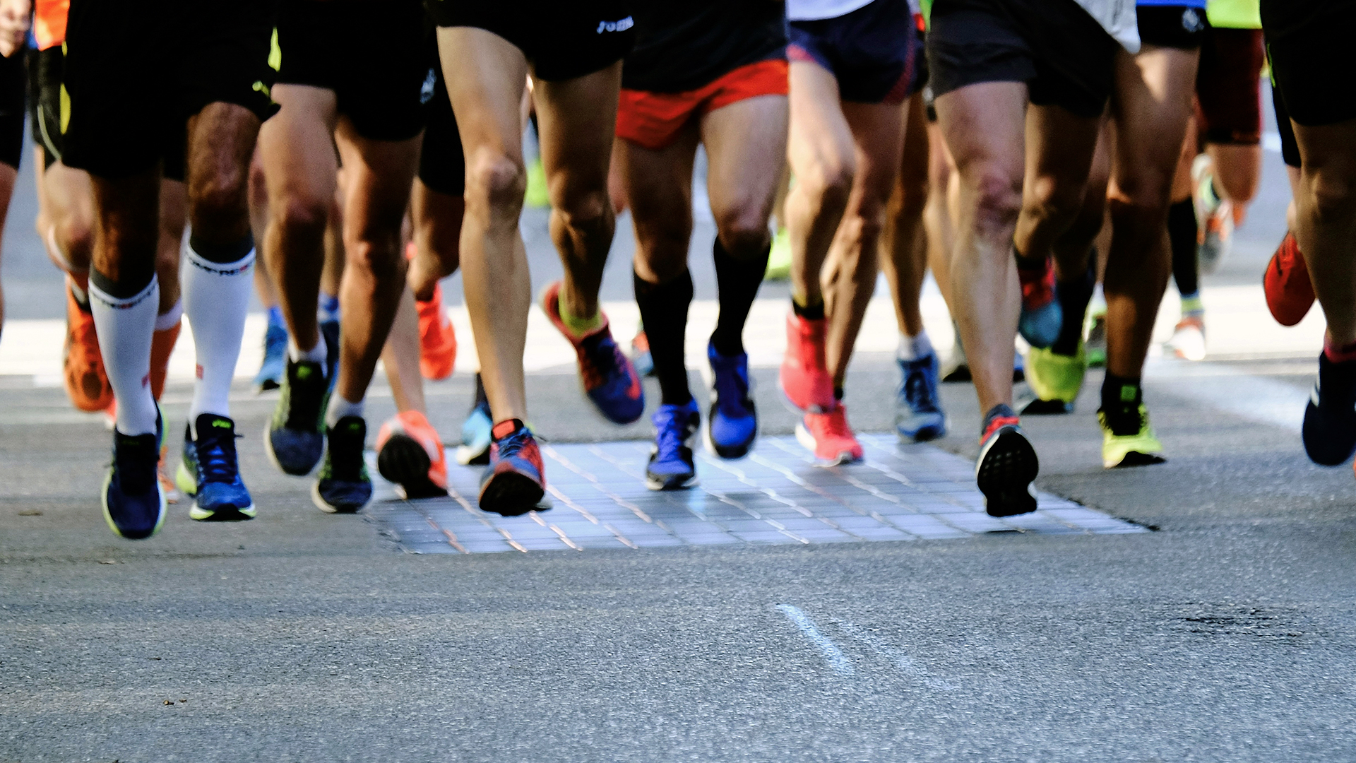 Clínica Alemana eleva la seguridad en el Maratón de Santiago 2025 con un sistema de rescate pionero - Ruta Running