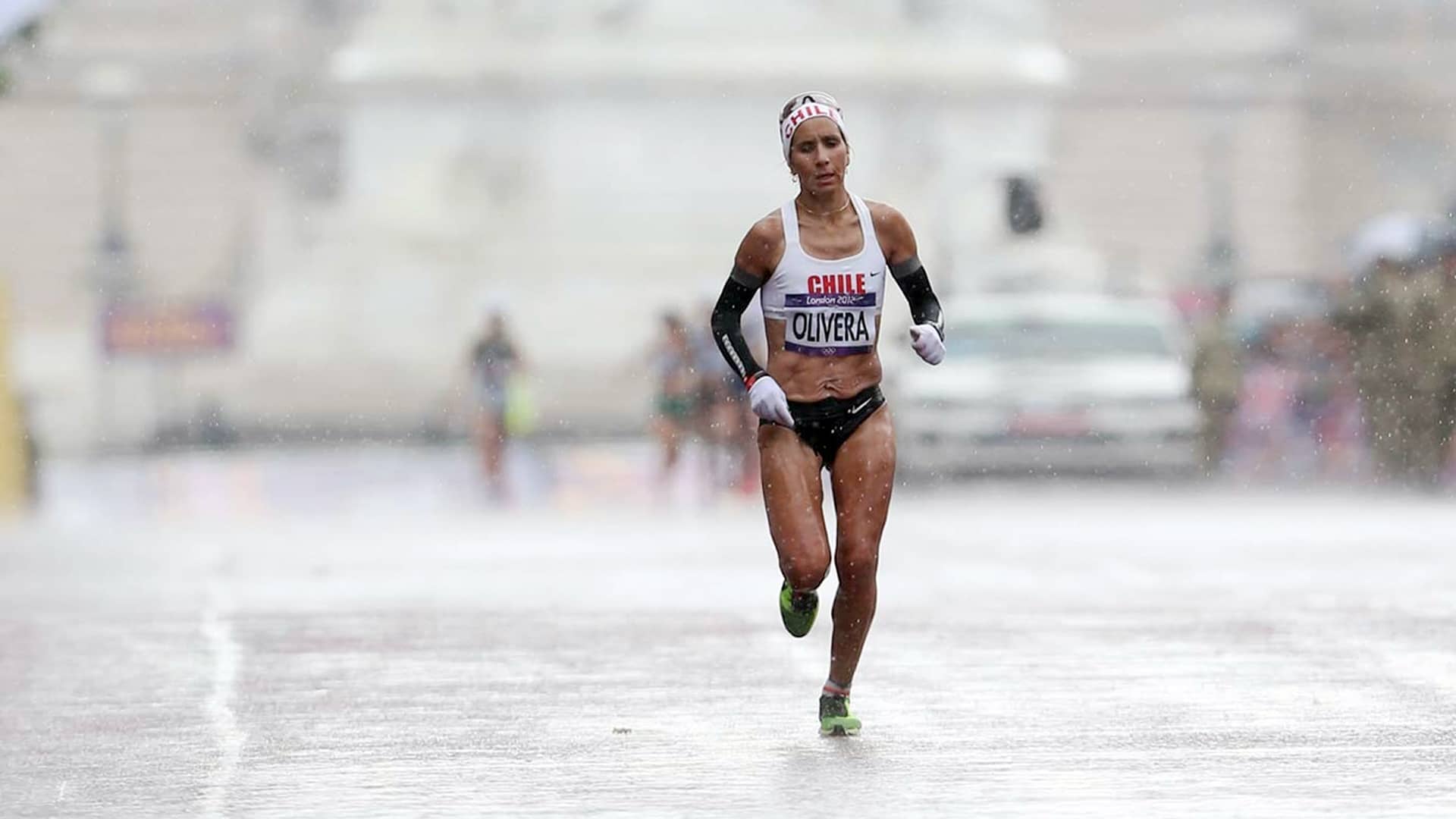 Premio Erika Olivera 2025 - Reconociendo a los mejores atletas chilenos en el Maratón de Santiago 2025 - Ruta Running