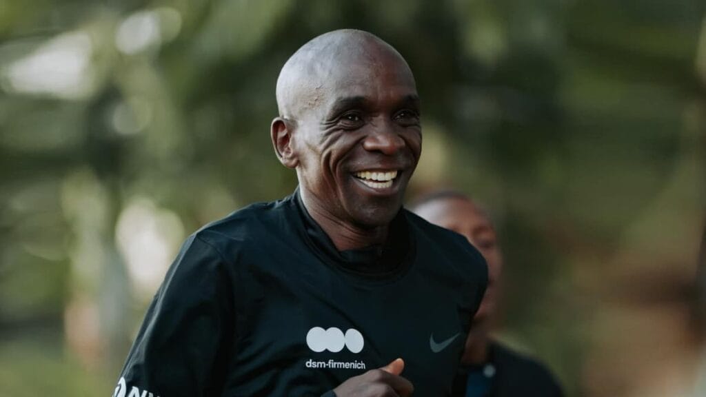 Eliud Kipchoge debuta en África