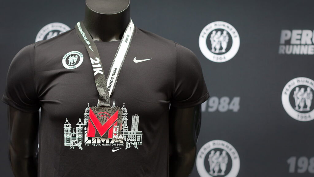 Medalla oficial Media Maratón de Lima 2026